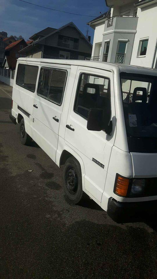 Mercedes-MB100