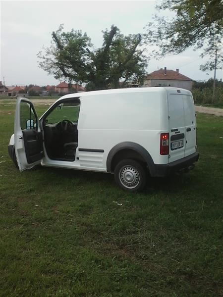 Ford-Transit-connect--04