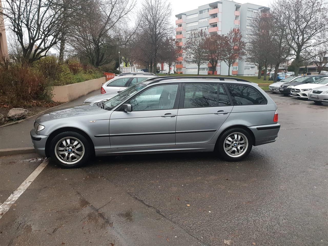 BMW-318D