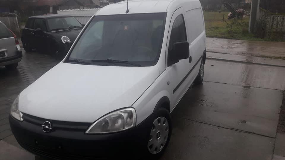 Opel-Combo-1-3-cdti