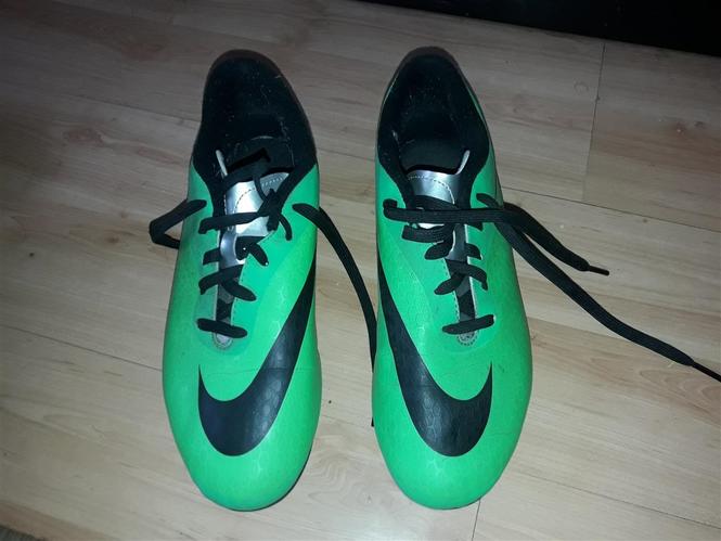 Kopačke NIKE 