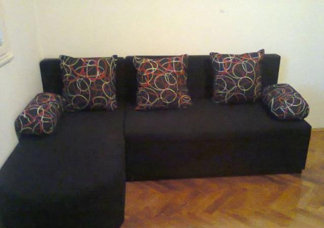 Ugaona--sto--4-stolice-i-ormar
