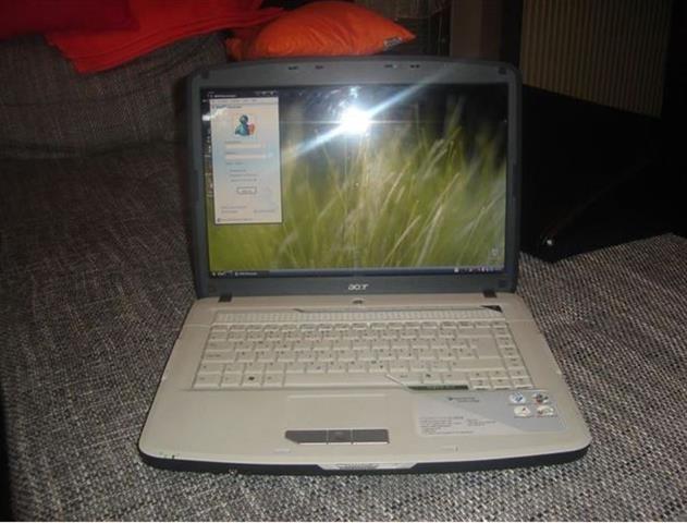 Acer-Aspire-5315-+-torba-+-Logitech-mis