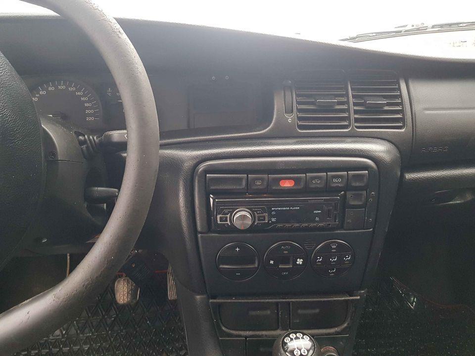 Opel-vektra-B