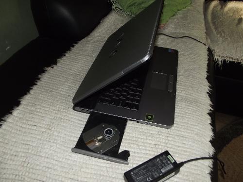 Sony-VAIO-VGN-FS295VR