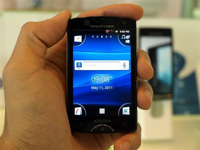Sony Xperia mini