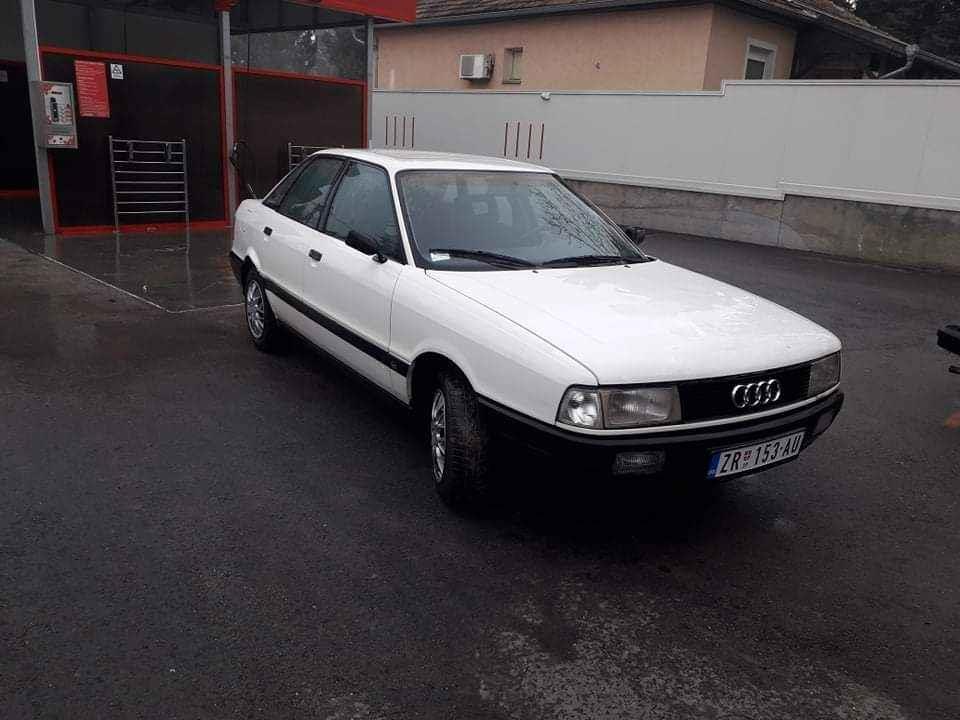 Audi-80