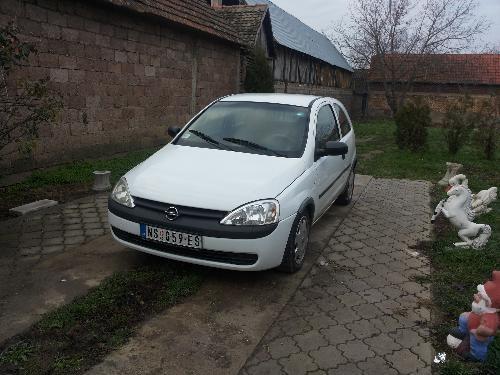 Opel Corsa 1.7 di  - 02
