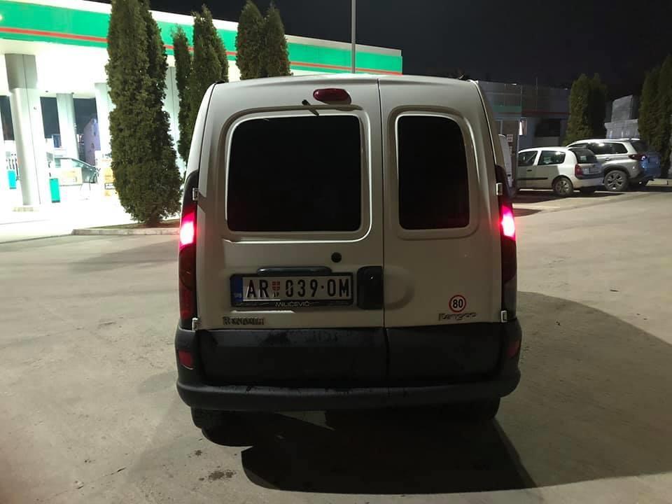Renault-1-9d