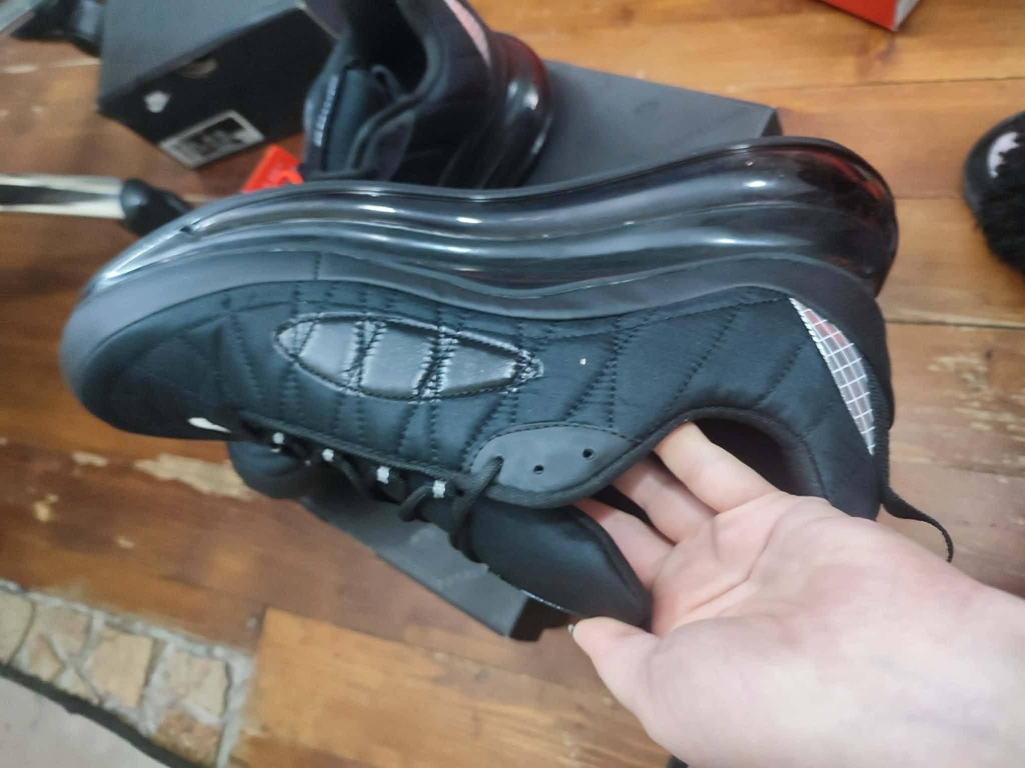 Nike-720