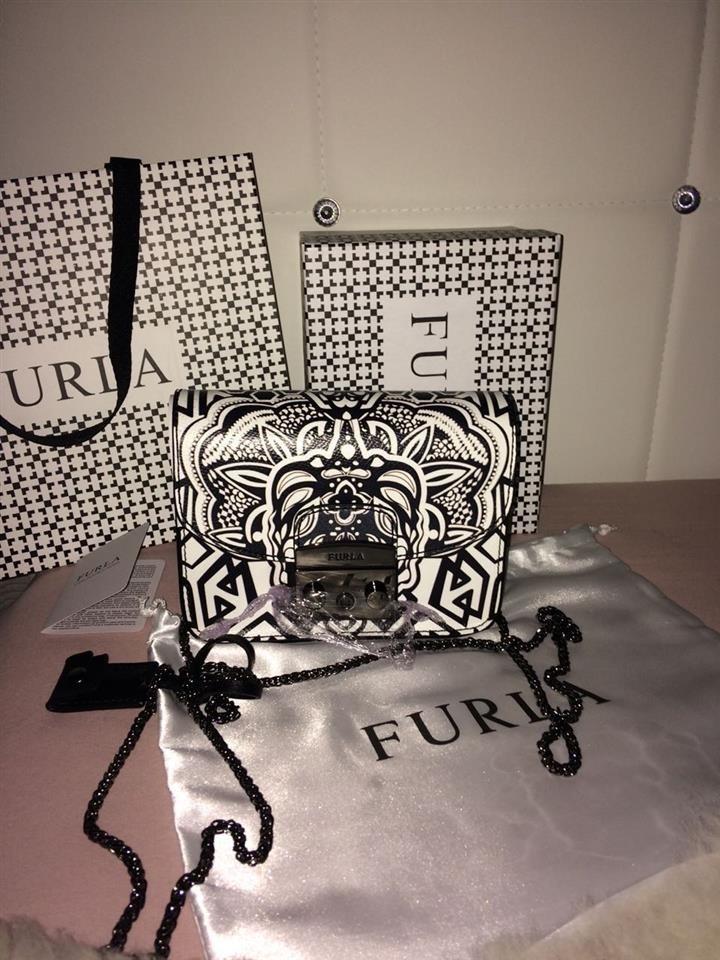 Furla-torbe