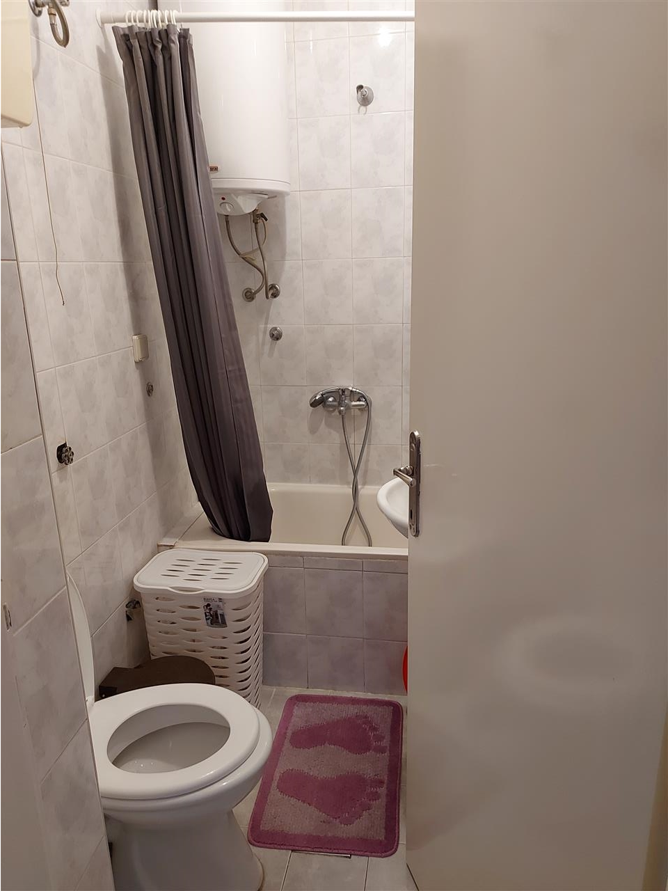 Kompletno-namešten-stan