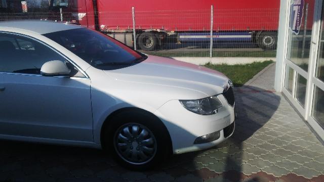 SKODA-SUPERB-1-4-TSI--10