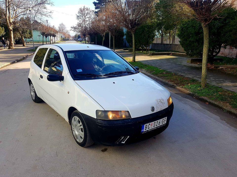 Fiat-Punto-1-2