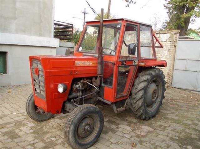 Traktor IMT 542