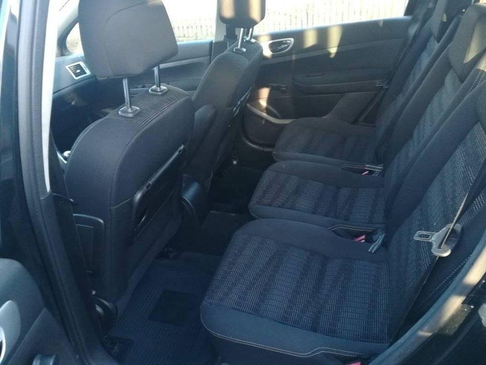 Peugeot-307-karavan