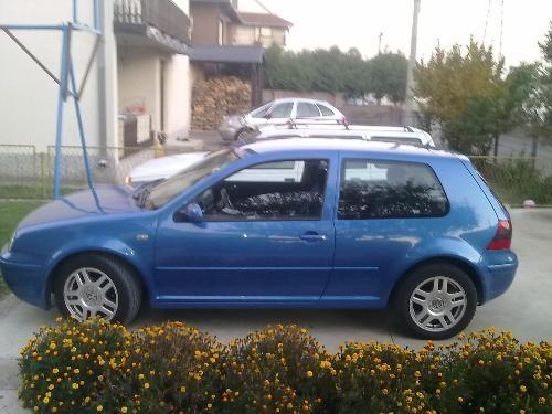 VW-Golf-4--00