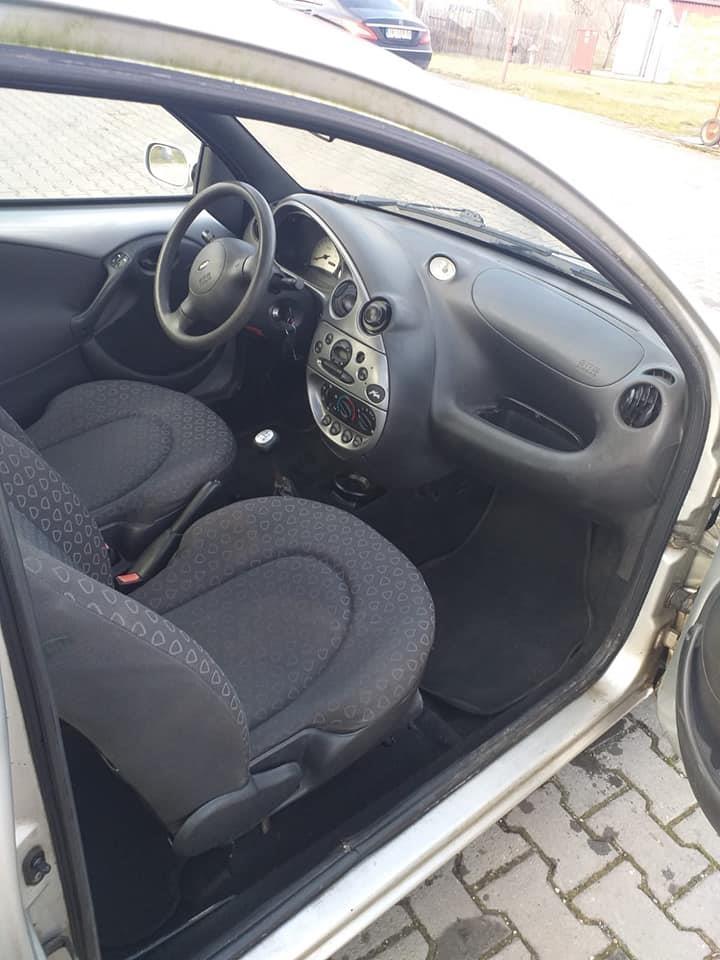 Ford-K-2002-god-