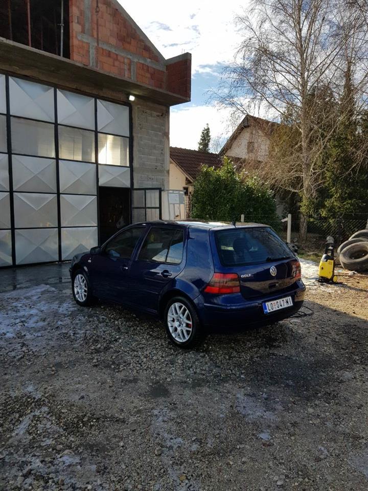VW-Golf-1-9-TDI