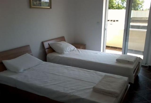 Crna-Gora--Buljarica--apartman