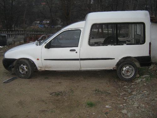 Ford Courier PIKAP  - 98