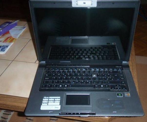 Asus F5n