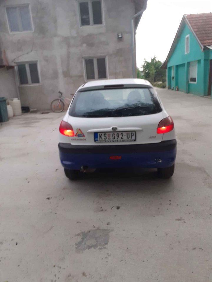 Auto