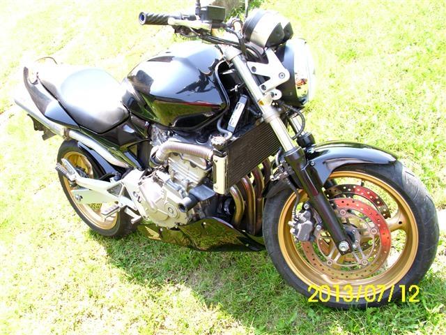 Honda-Hornet-600