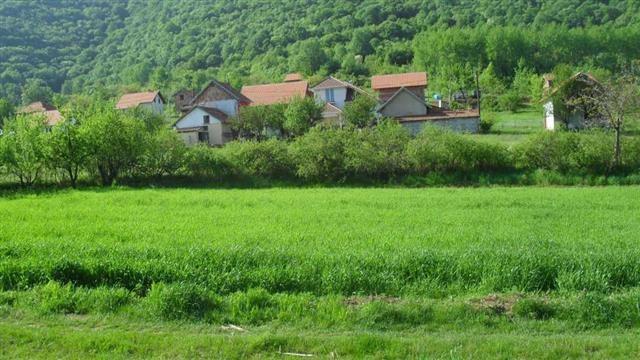 Plac 3200 m2 u Sokobanji