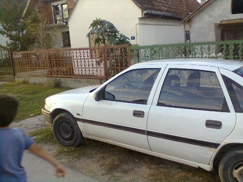 Opel-Vectra-1-7-D--91