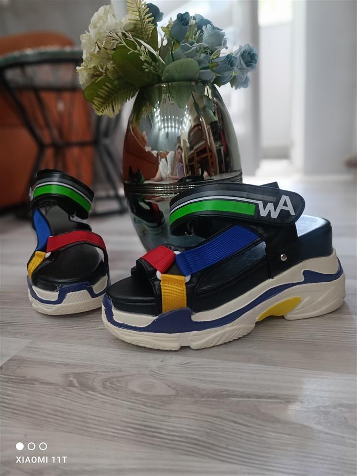 Sandale-