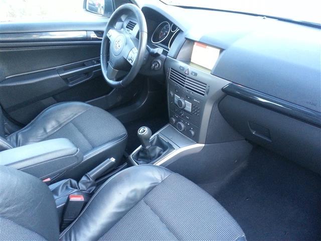 Opel-Astra-H-1-9-cdti--06