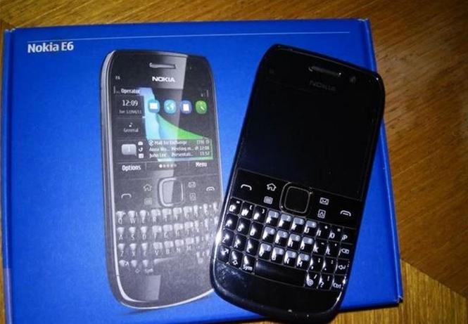 Nokia E6