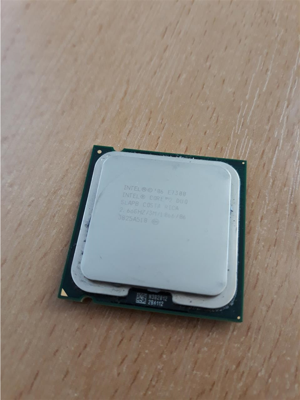 Intel-Core2Duo-E8400-2-66GHz----775---3mb