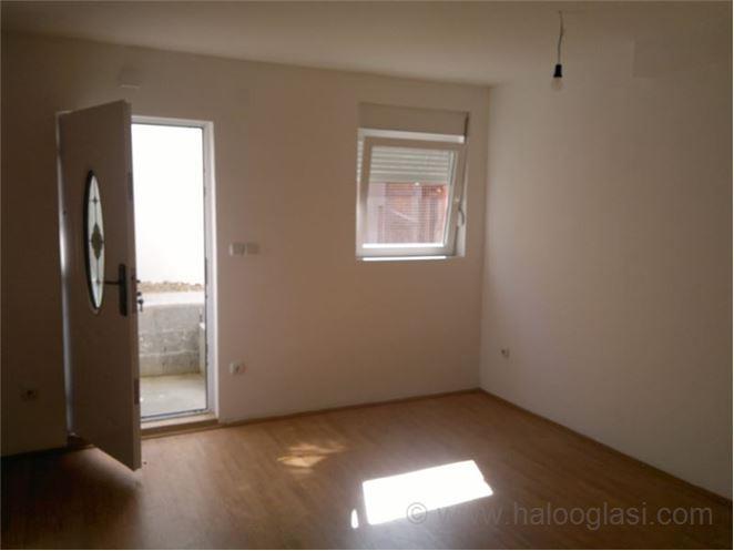 Lekino-brdo-Varvarinska-22m2