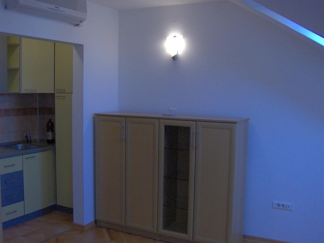 Noviji-stan-38m2-u-stogom-centru-Čačka
