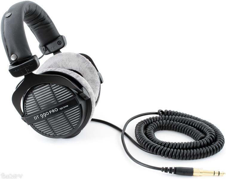 Beyerdynamic-DT-990-PRO