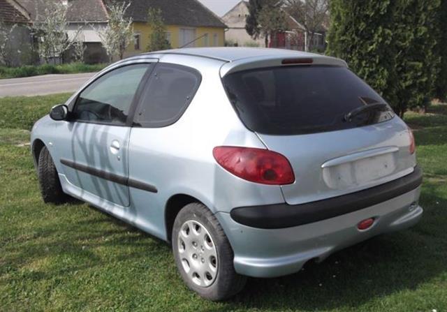 Peugeot-206-1-1B--05