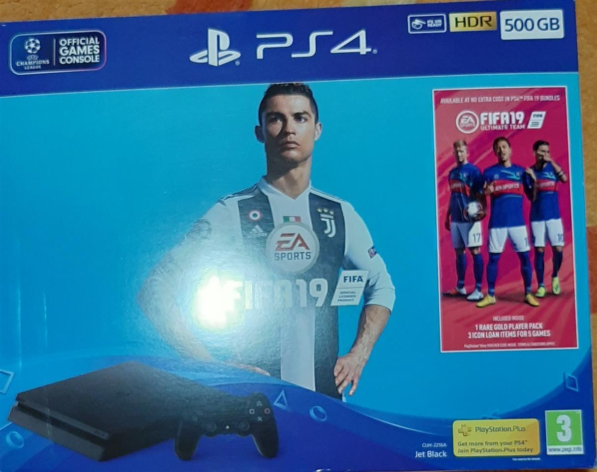 Playstation-4-slim
