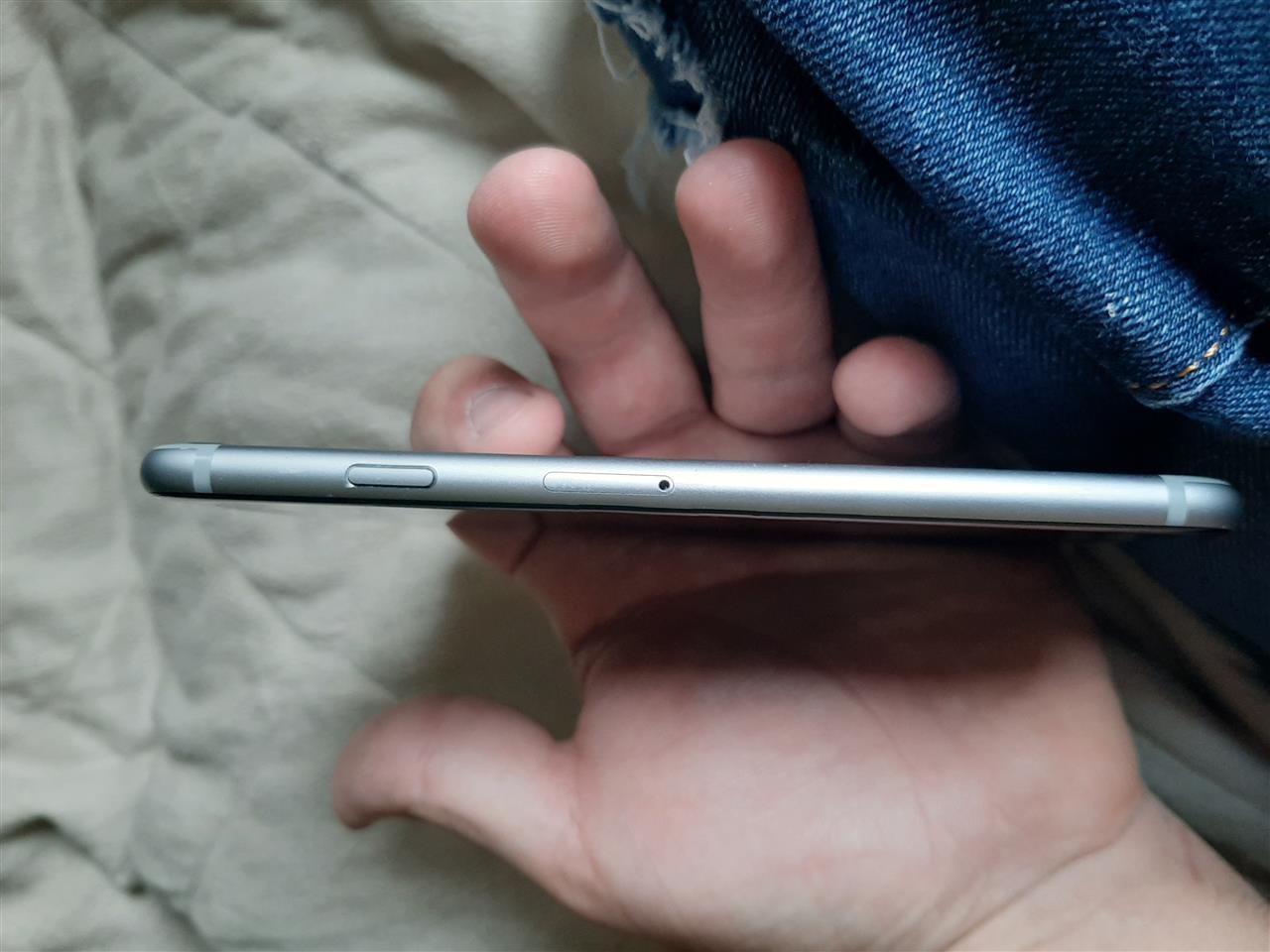 Apple-iphone-6s-sliver