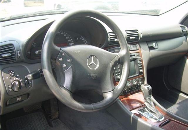 Mercedes-Benz-C200-CDi--02
