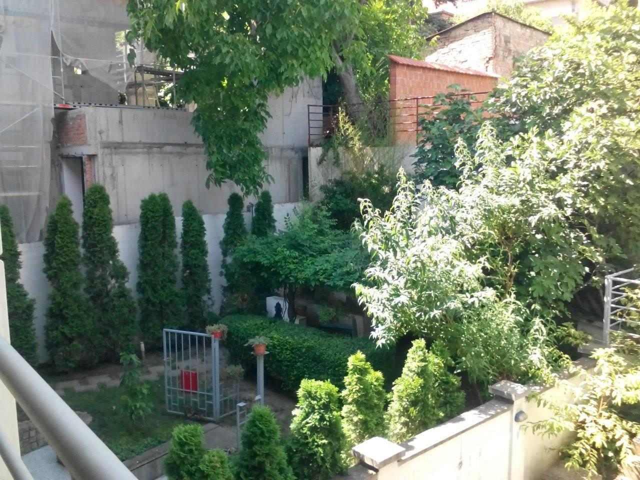 Lux-trosoban-stan-Vračar