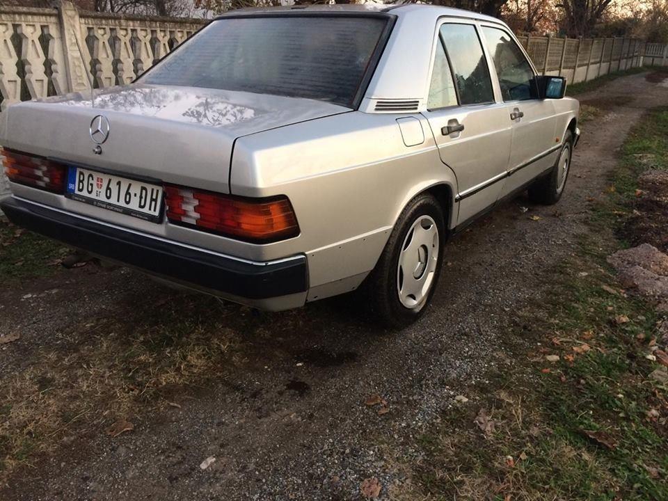 Mercedes-190E