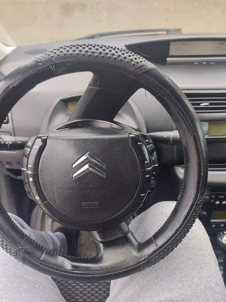 Na-prodaju-auto