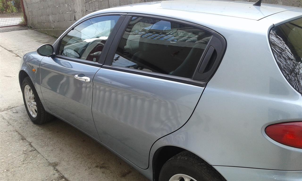 Alfa-Romeo-147