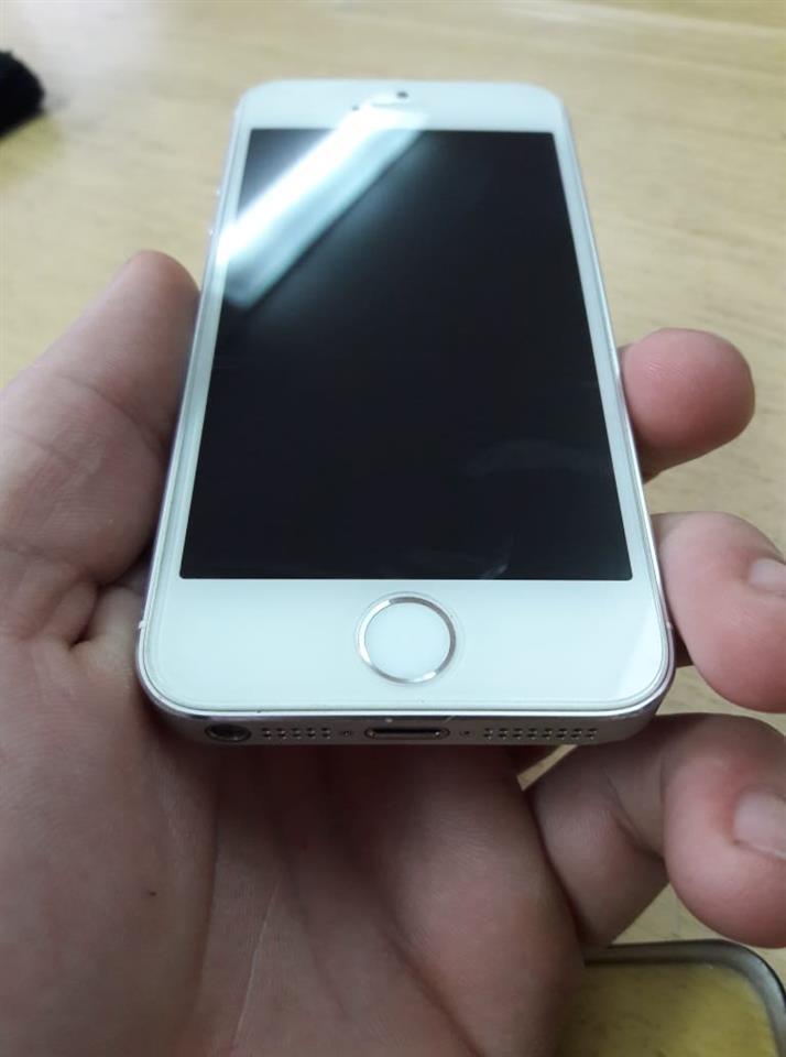 IPHONE-5S-