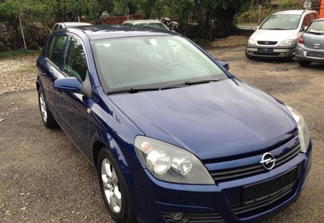 Opel-Astra-H-1-7-CDTi--04