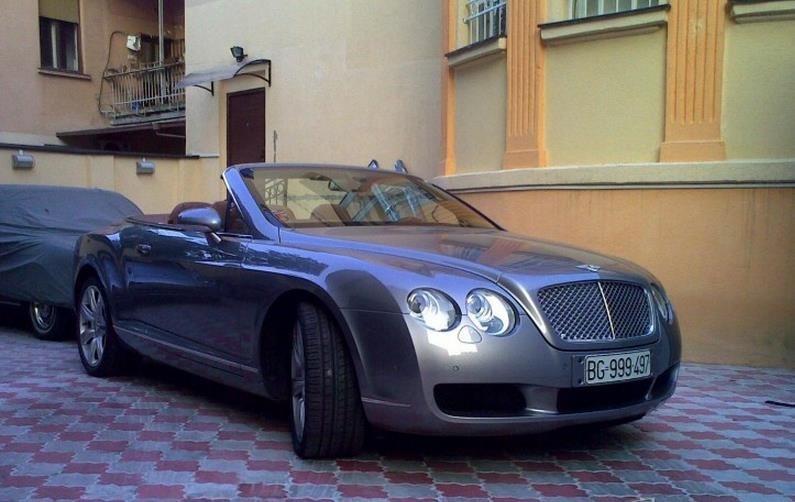Bentley-Continental-gtc--08