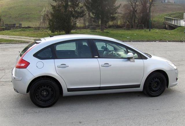 Citroen C4 16V Exclusive Automatic -05