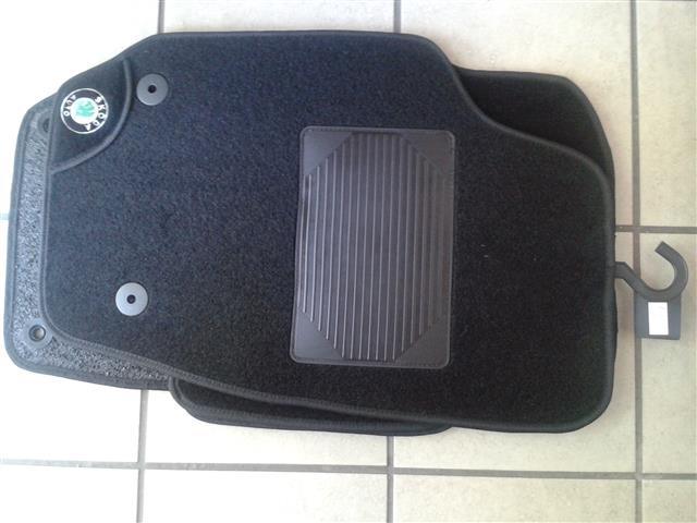 Skoda-Fabia-1--99-07----Patosnice-tepih
